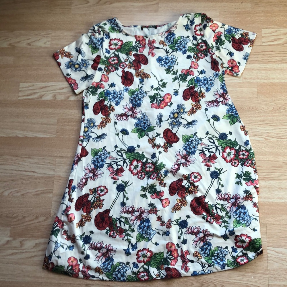 Flower print shift dress